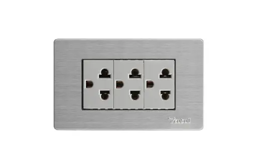 TOMACORRIENTE TRIPLE L/T ACERO EMPOTRADO CUBULL
